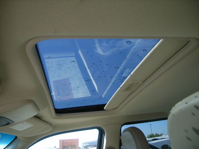 2J6661_9 Used 2002 Ford Explorer Side View Mirror LH