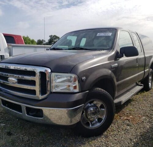 Used 2006 Ford F-250 Super Duty Side View Mirror RH