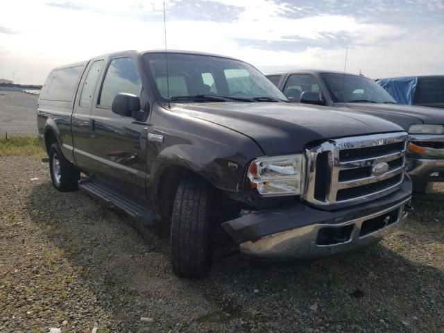 Used 2006 Ford F-250 Super Duty Side View Mirror RH