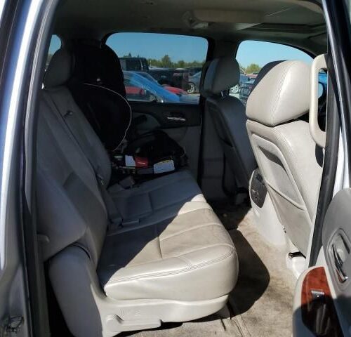 Used 2013 Chevrolet Suburban 1500 Interior Rear View Mirror