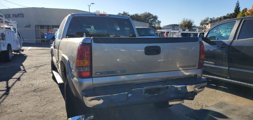 Used 2002 Chevrolet Silverado 2500 AC Compressor