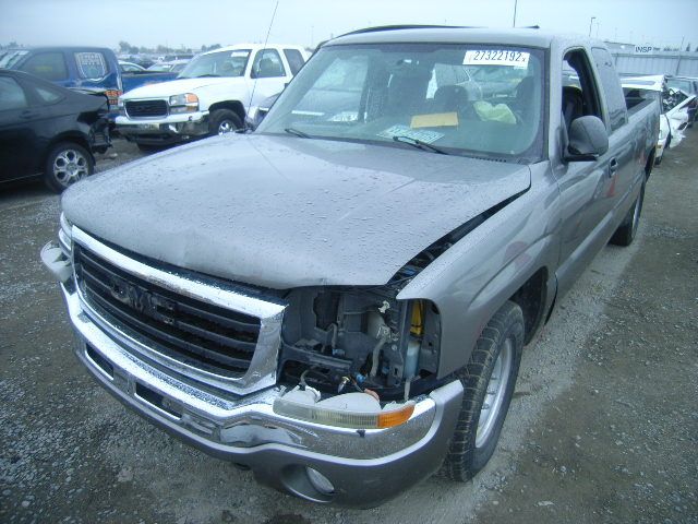 2L6681_0 Used 2006 GMC Sierra 1500 Hub LH