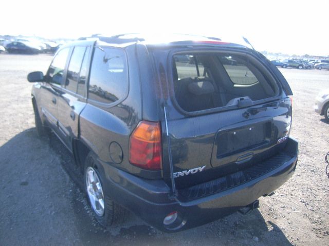 2L6684_3 Used 2003 GMC Envoy Spindle Knuckle Front RH