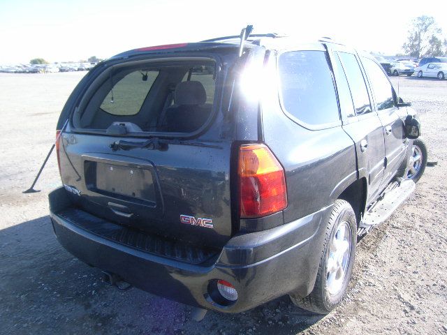 2L6684_4 Used 2003 GMC Envoy Spindle Knuckle Front RH