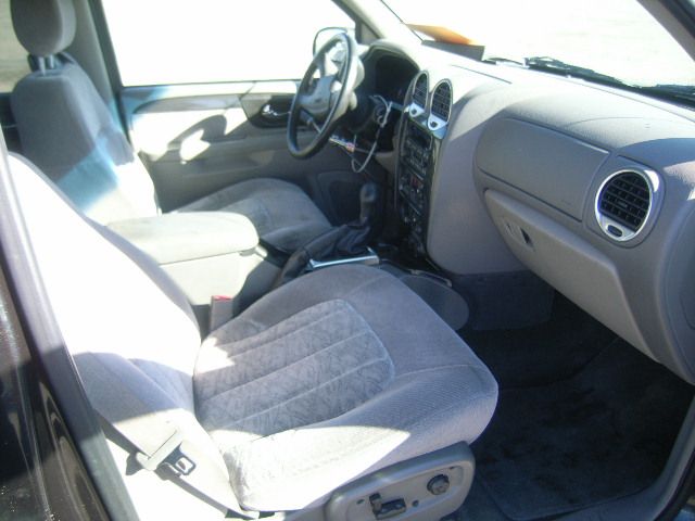 2L6684_5 Used 2003 GMC Envoy Spindle Knuckle Front RH