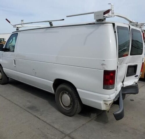 2L8476_9 Used 2003 Ford E-150 Van Fender RH