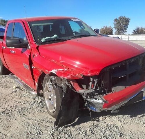 2L8487_4 Used 2015 Dodge Ram 1500 Running Board LH