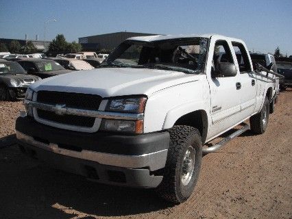 3A6696_0 Used 2004 Chevrolet Silverado 2500 Gas Pedal