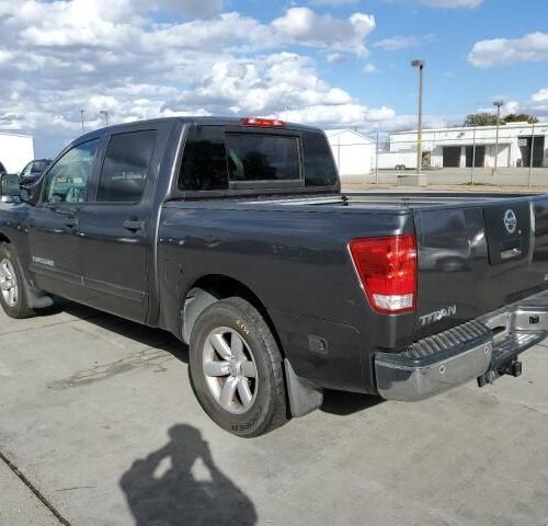 3B8511_1 Used 2012 Nissan Titan Engine Assembly 5.6L