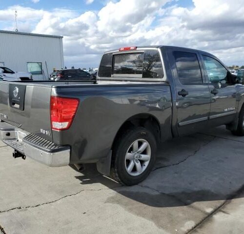 3B8511_10 Used 2012 Nissan Titan Engine Assembly 5.6L