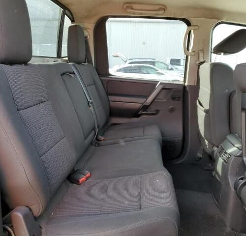3B8511_5 Used 2012 Nissan Titan Engine Assembly 5.6L