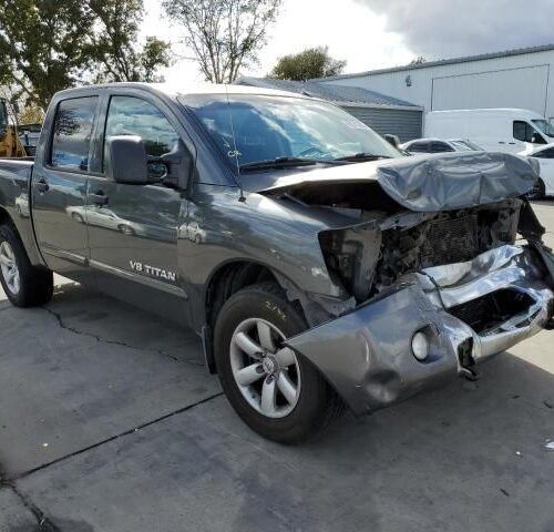 3B8511_6 Used 2012 Nissan Titan Engine Assembly 5.6L
