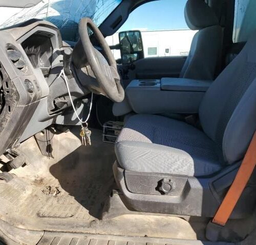 3B8513_10 Used 2015 Ford F-250 Super Duty AC Compressor