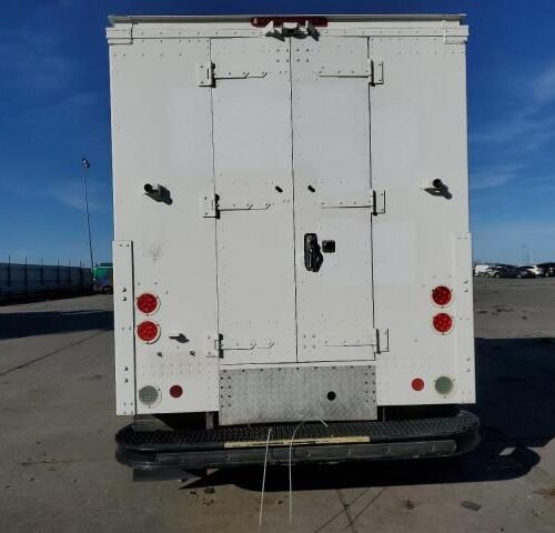 3B8513_3 Used 2015 Ford F-250 Super Duty AC Compressor