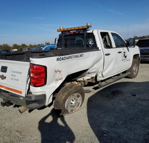 3B8518_4 Used 2017 Chevrolet Silverado 2500 Instrument Face Plate