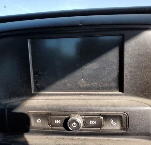 3B8518_9 Used 2017 Chevrolet Silverado 2500 Instrument Face Plate