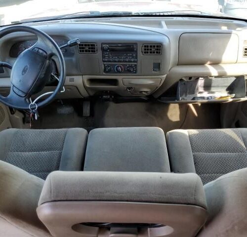 3B8520_5 Used 2001 Ford F-250 Super Duty Trim Panel Rear Door LH