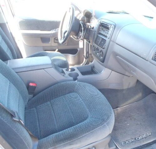 Used 2002 Ford Explorer Spindle Knuckle Front LH