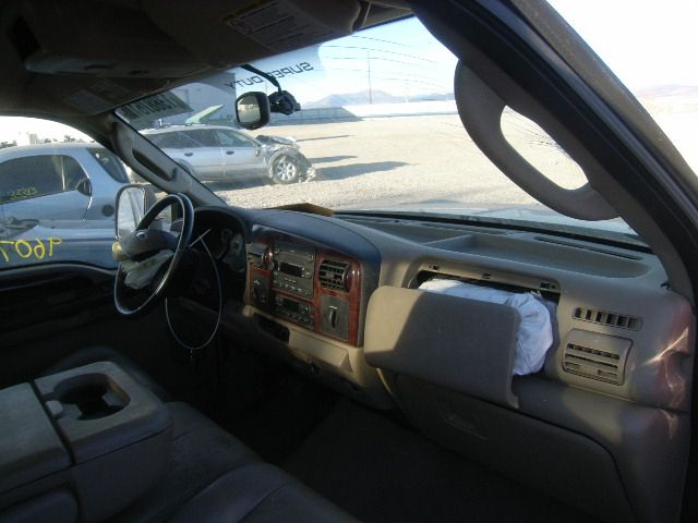 3C6717_5 Used 2005 Ford F-350 Super Duty Gas Pedal