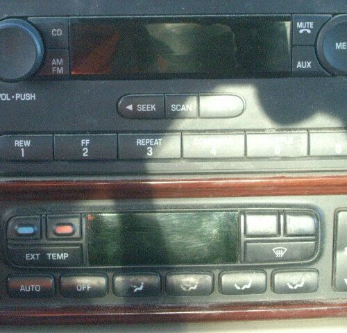 3C6717_9 Used 2005 Ford F-350 Super Duty Gas Pedal