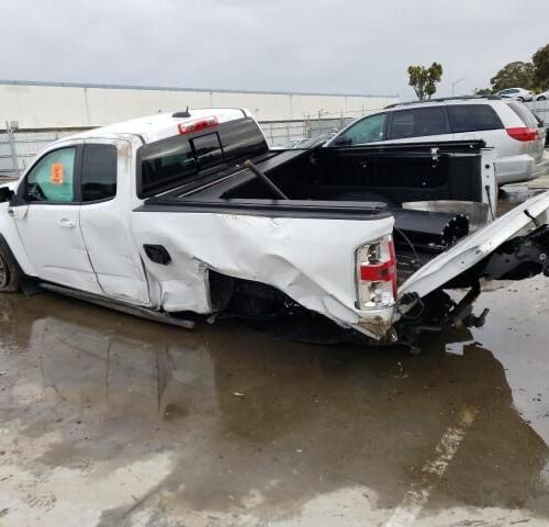 3C8526_5 Used 2021 Chevrolet Colorado Transmission Assembly