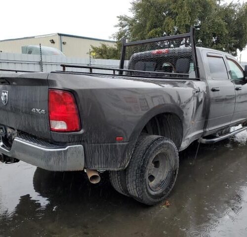 3C8531_7 Used 2015 Dodge Ram 3500 Luggage Rack