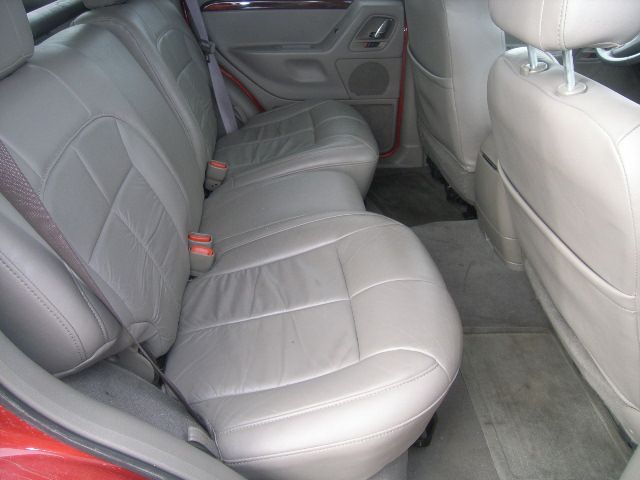 3D6737_6 Used 2004 Jeep Grand Cherokee Air Bag LH 55116437AK