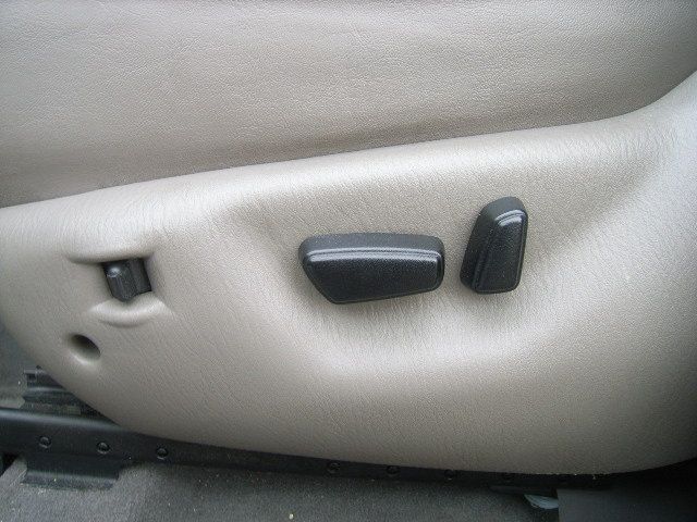 3D6737_9 Used 2004 Jeep Grand Cherokee Air Bag LH 55116437AK