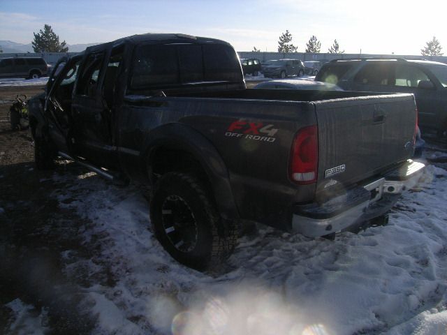 3D6739_5 Used 2006 Ford F-350 Super Duty Drive Shaft Rear