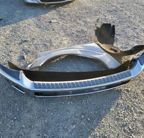 3D8540_10 Used 2011 Ford F-250 Super Duty Cab Clip
