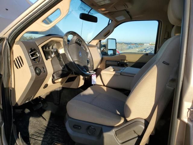 3D8540_9 Used 2011 Ford F-250 Super Duty Cab Clip