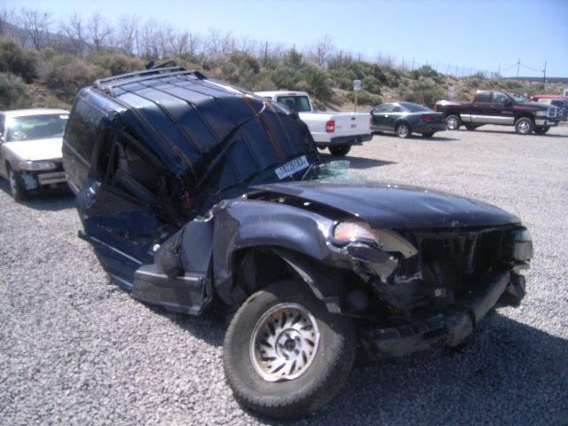 3E6755_1 Used 2001 Ford Explorer Engine / Motor Control Module 1L2Z12A650AB