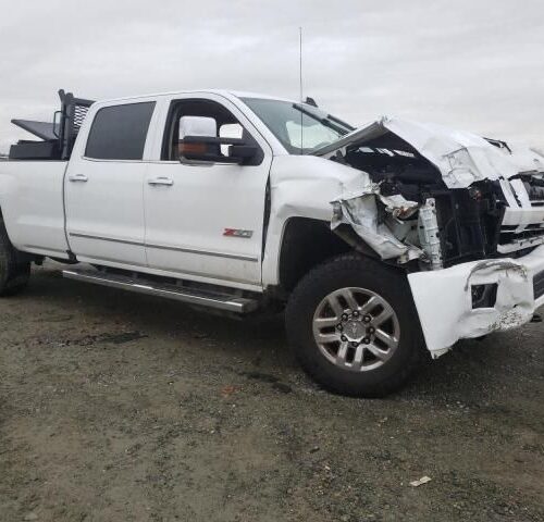 3E8558_4 Used 2018 Chevrolet Silverado 3500 Engine / Motor Control Module 12720006