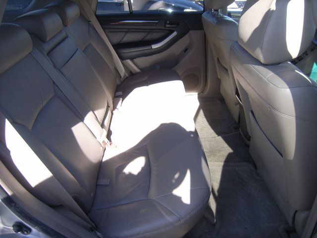 Used 2005 Toyota 4Runner Chassis Control Module 8917035210