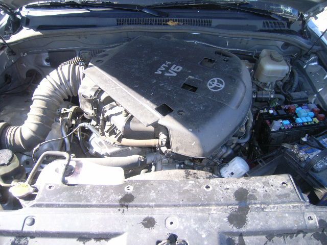 Used 2005 Toyota 4Runner Chassis Control Module 8917035210