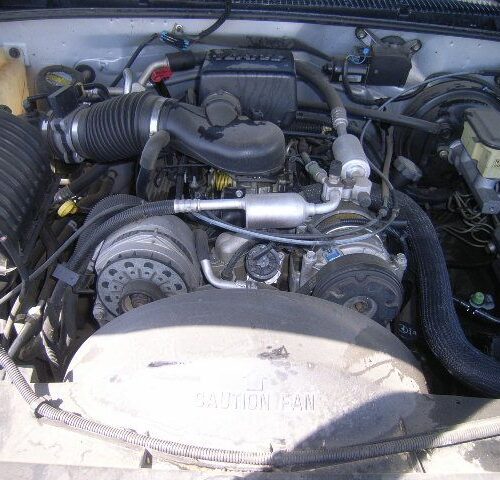 3F6763_7 Used 2000 GMC Yukon Spindle Knuckle Front RH