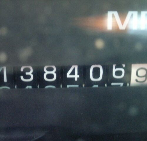 3F6763_8 Used 2000 GMC Yukon Spindle Knuckle Front RH