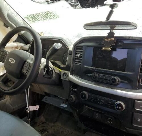 3F8563_4 Used 2021 Ford F-150 Navigation / Entertainment Screen