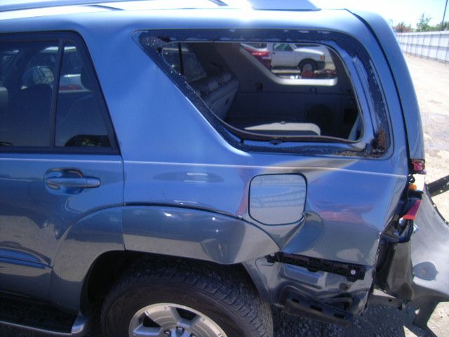 3G6770_10 Used 2003 Toyota 4Runner Door Assembly Front RH