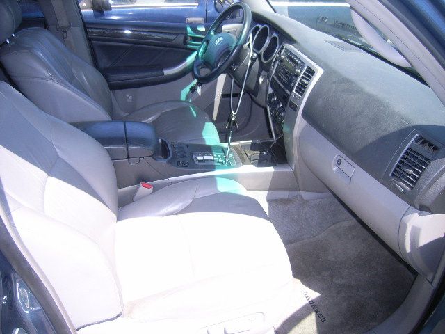 3G6770_5 Used 2003 Toyota 4Runner Door Assembly Front RH