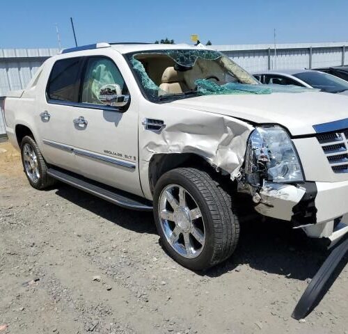 3G8573_10 Used 2008 Cadillac Escalade EXT Door Assembly Rear Side RH