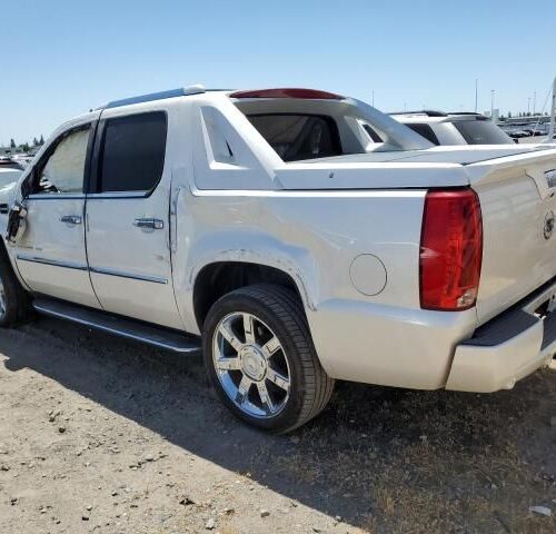 3G8573_12 Used 2008 Cadillac Escalade EXT Door Assembly Rear Side RH