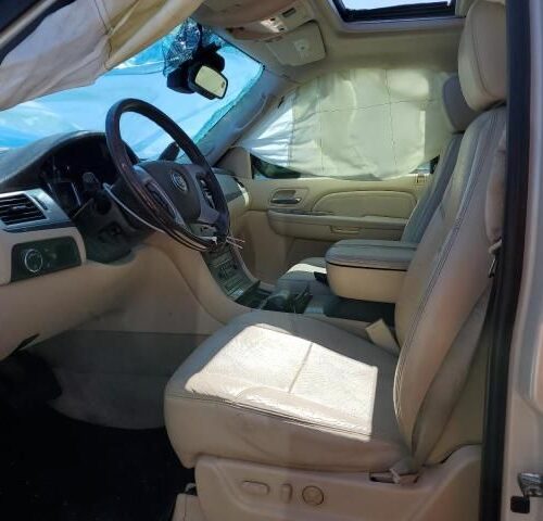 3G8573_2 Used 2008 Cadillac Escalade EXT Door Assembly Rear Side RH