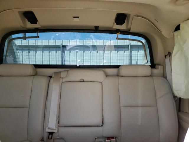 3G8573_8 Used 2008 Cadillac Escalade EXT Door Assembly Rear Side RH