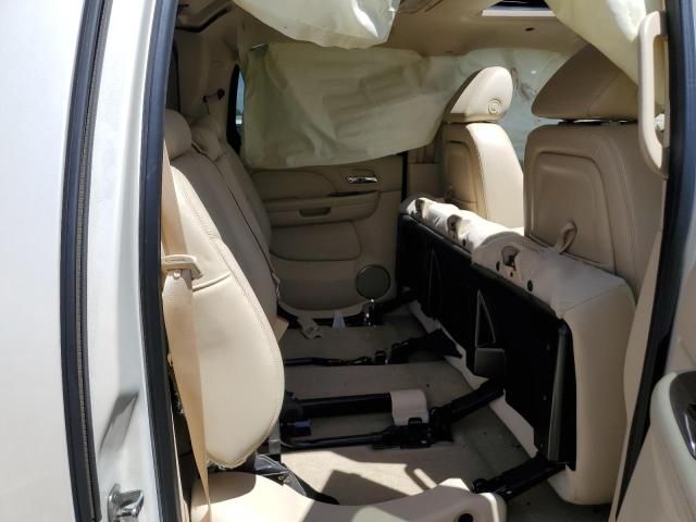 3G8573_9 Used 2008 Cadillac Escalade EXT Door Assembly Rear Side RH