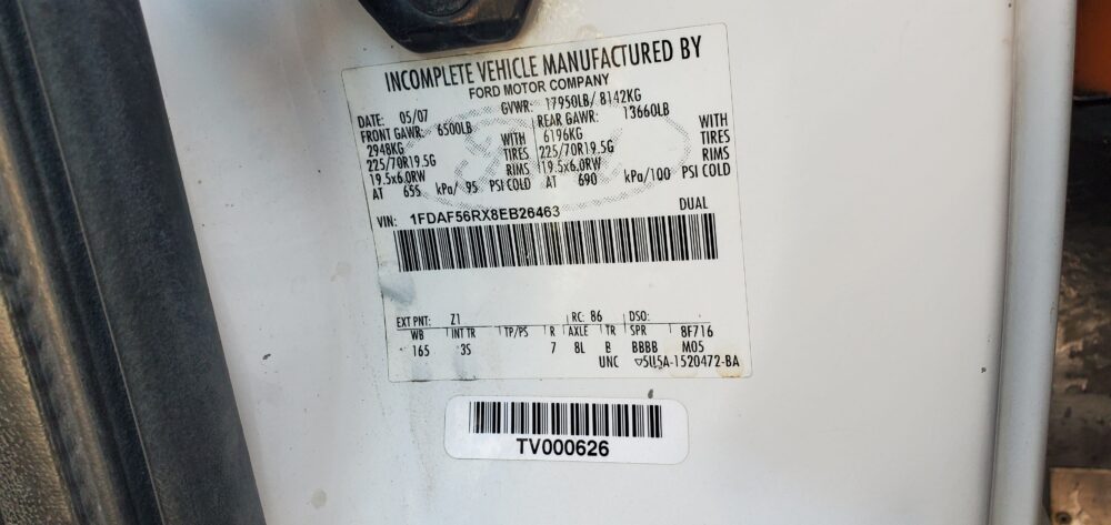 3G8574_1 Used 2008 Ford F-350 Super Duty Door Assembly Front RH
