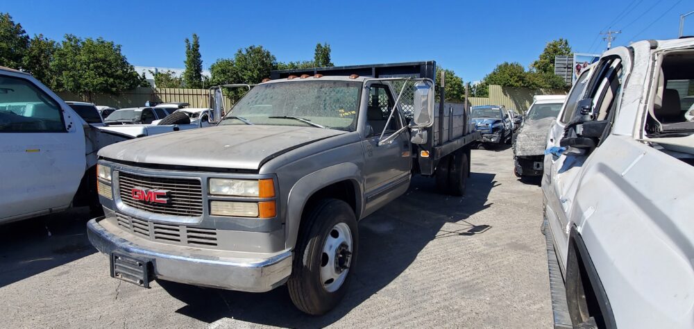 Used 1998 GMC C/K 3500 AC Compressor