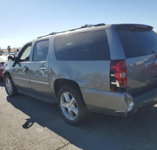 3H8584_3 Used 2009 Chevrolet Suburban 1500 Hood Hinge RH