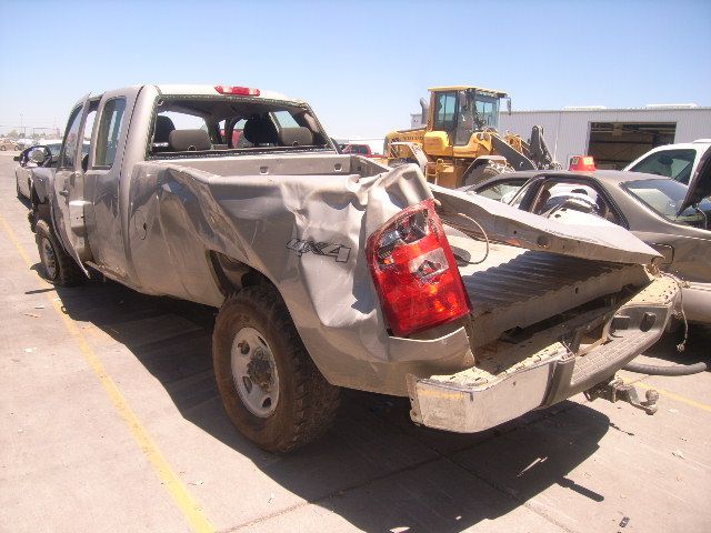3I6796_3 Used 2009 Chevrolet Silverado 2500 Spindle Knuckle Front RH