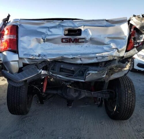3I8597_12 Used 2015 GMC Sierra 1500 Carrier Assembly